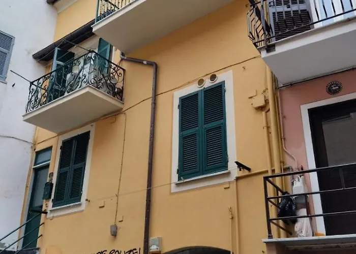 Apartman Dietro Il Lungomare Fra Le Due Baie, Fino A 8 Posti Letto