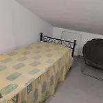 Διαμέρισμα Dietro Il Lungomare Fra Le Due Baie, Fino A 8 Posti Letto *