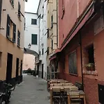 Dietro Il Lungomare Fra Le Due Baie, Fino A 8 Posti Letto *