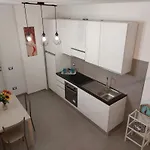 Dietro Il Lungomare Fra Le Due Baie, Fino A 8 Posti Letto *