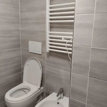 Dietro Il Lungomare Fra Le Due Baie, Fino A 8 Posti Letto Lejlighed *