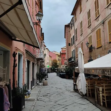 Dietro Il Lungomare Fra Le Due Baie, Fino A 8 Posti Letto アパート *