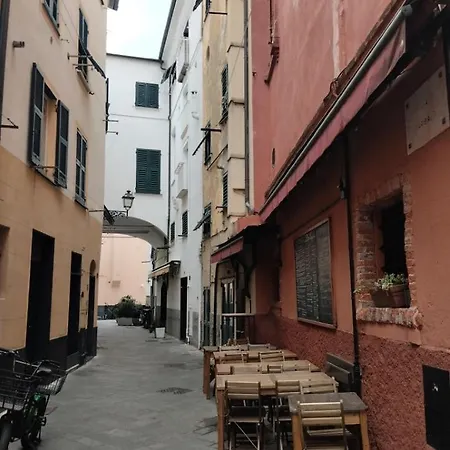 Dietro Il Lungomare Fra Le Due Baie, Fino A 8 Posti Letto *